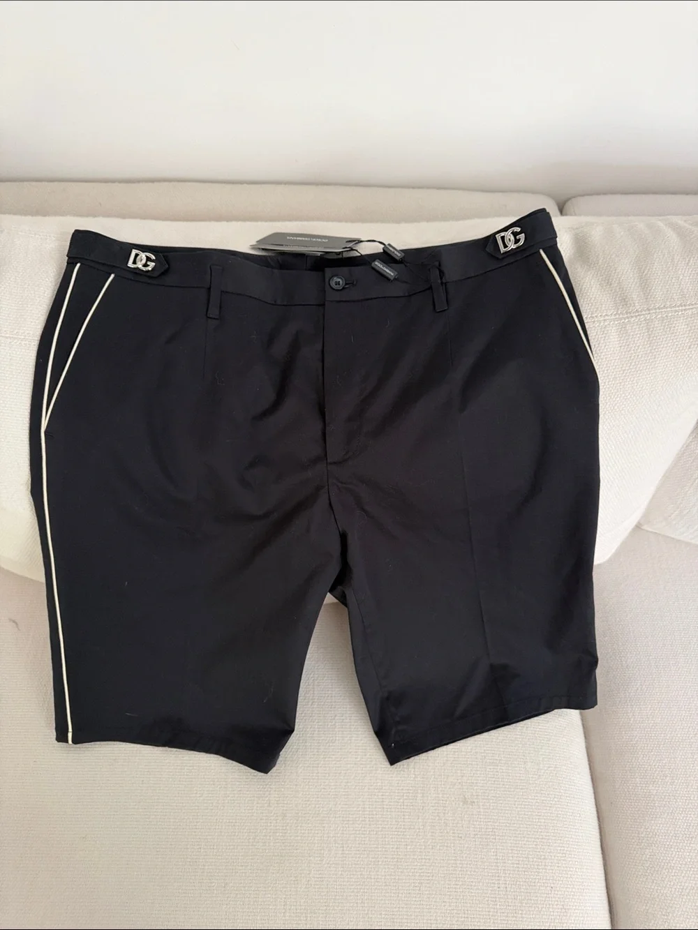 Dolce & Gabbana Men's Flat Front Shorts in Blu Scurissimo (Dark Blue)